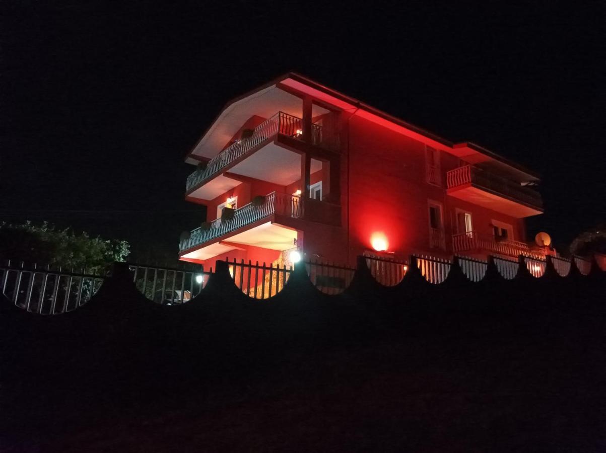 Hotel Magnolia 1000 Mt Dal Casello ヴァルモントーネ エクステリア 写真